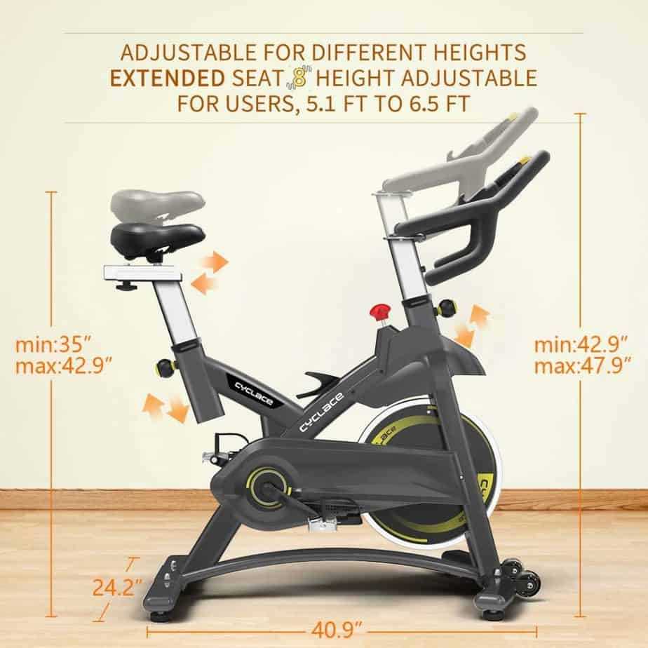 The seat and handbar adjustaments of the Cyclace Indoor Exercise Bike