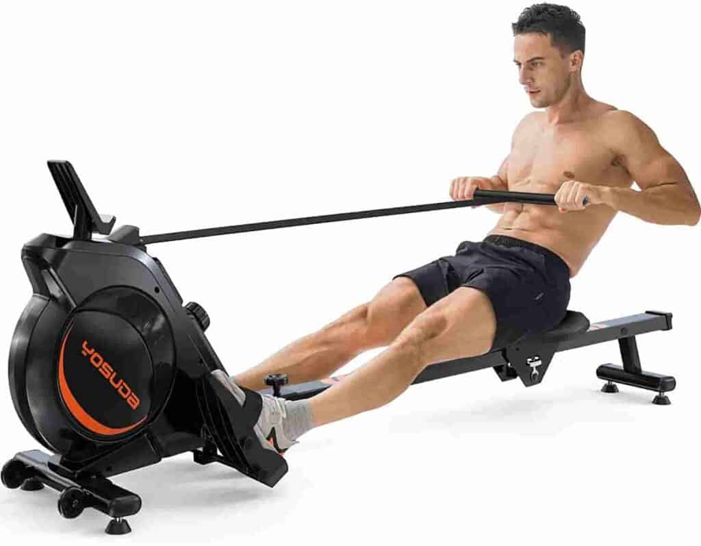 An athlete exerdcises with the YOSUDA 100 Magnetic Rower 